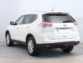 Nissan X-Trail - 2015