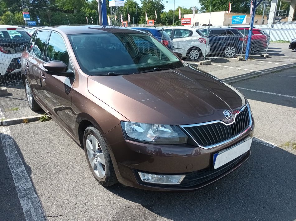 Skoda Rapid Spaceback - 2015