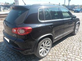 Volkswagen Tiguan - 2010