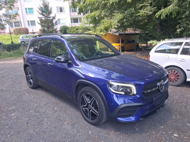 Mercedes-Benz GLB 2021