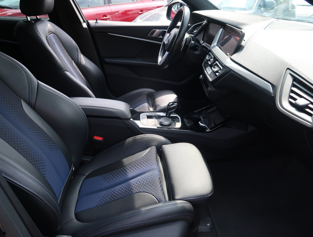 BMW 2 Gran Coupe