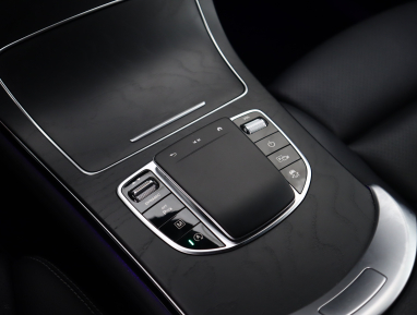 Mercedes-Benz GLC - 2021