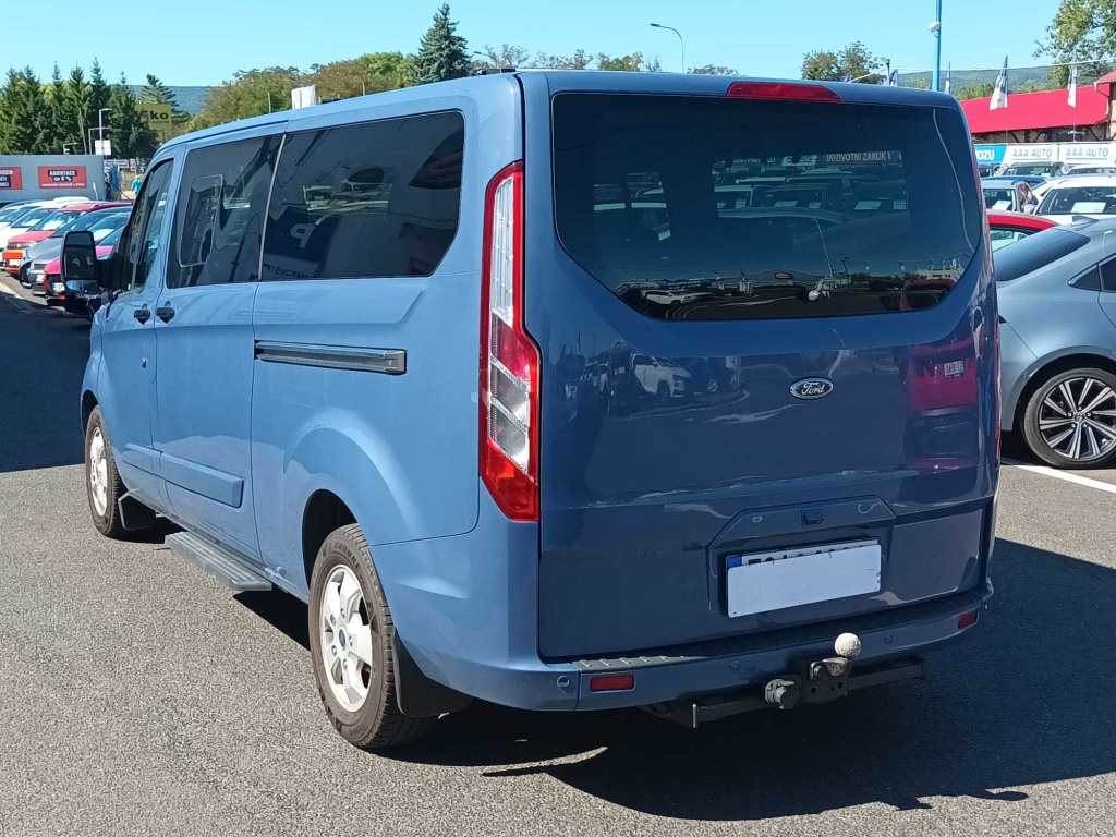 Ford Tourneo Custom