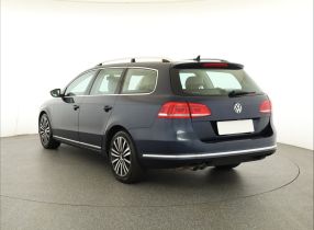 Volkswagen Passat - 2012