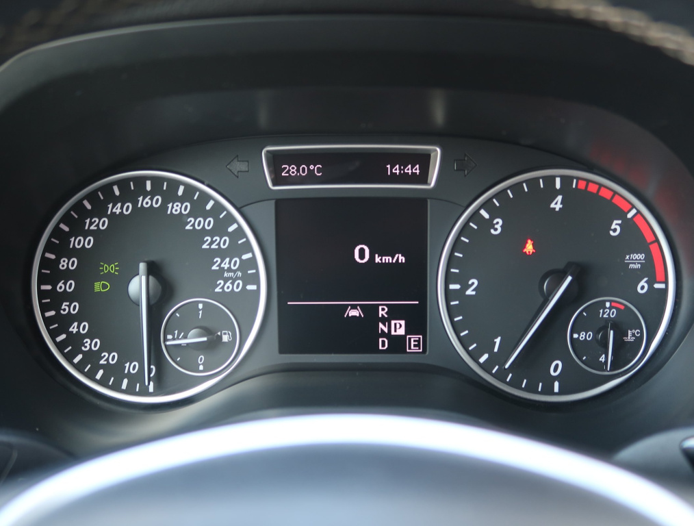Mercedes-Benz B
