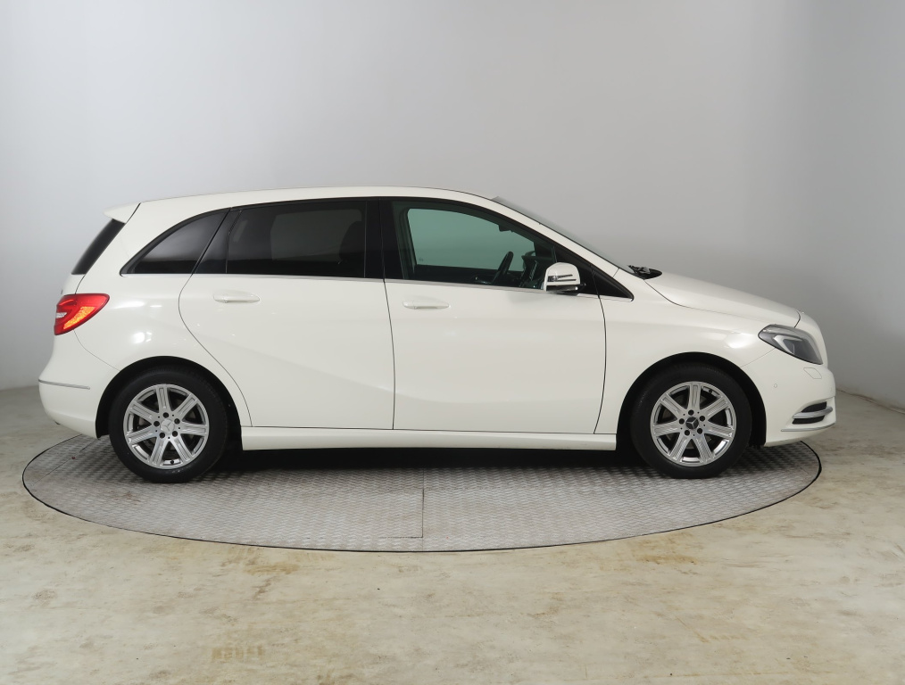 Mercedes-Benz B