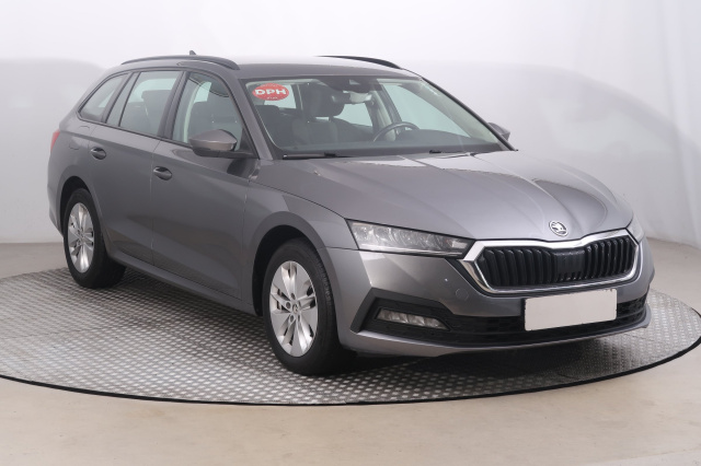 Škoda Octavia 2023