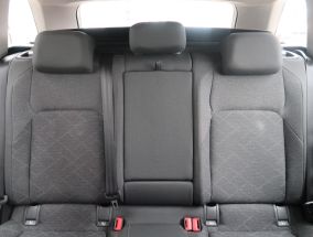 Volkswagen Golf - 2021