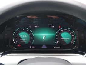 Volkswagen Golf - 2021