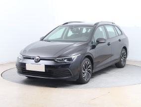 Volkswagen Golf - 2021