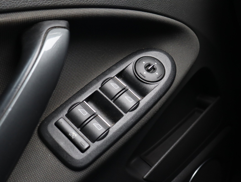 Ford Kuga, 2009