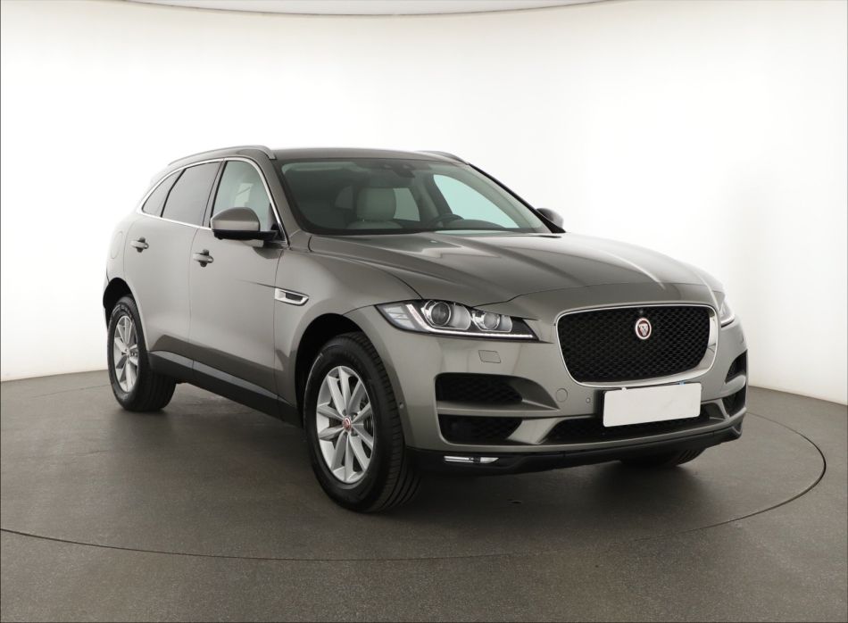 Jaguar F-Pace - 2017