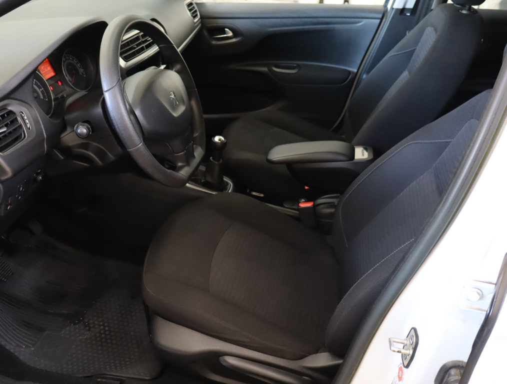 Peugeot 301