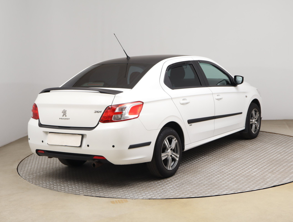 Peugeot 301