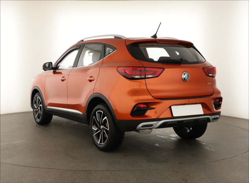 MG ZS SUV