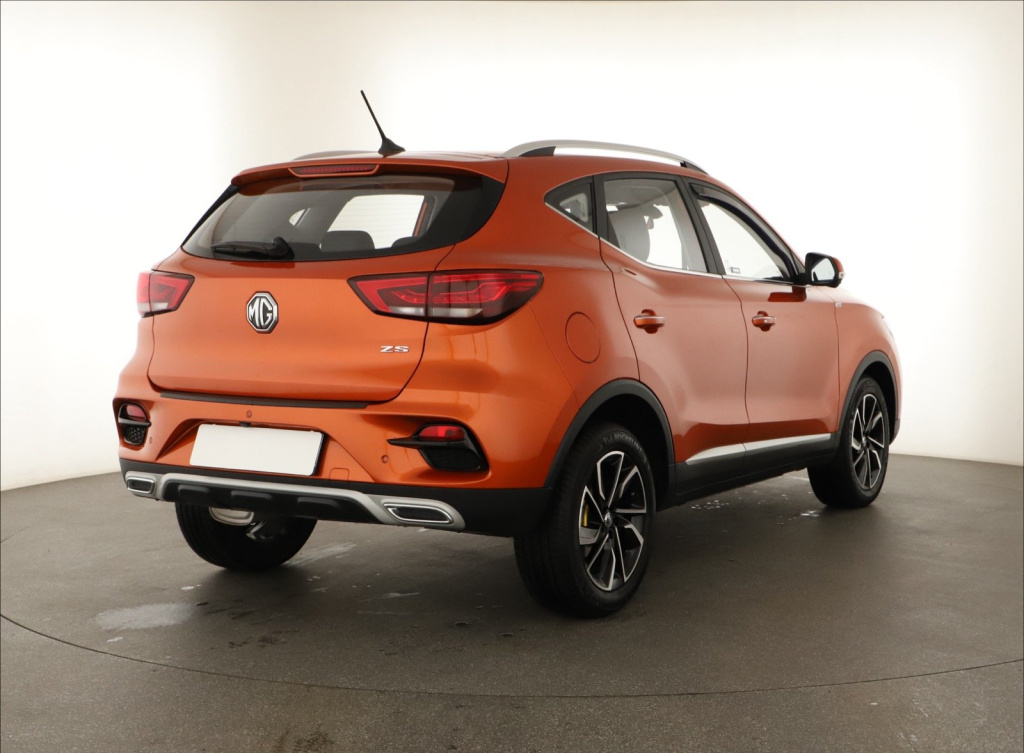 MG ZS SUV