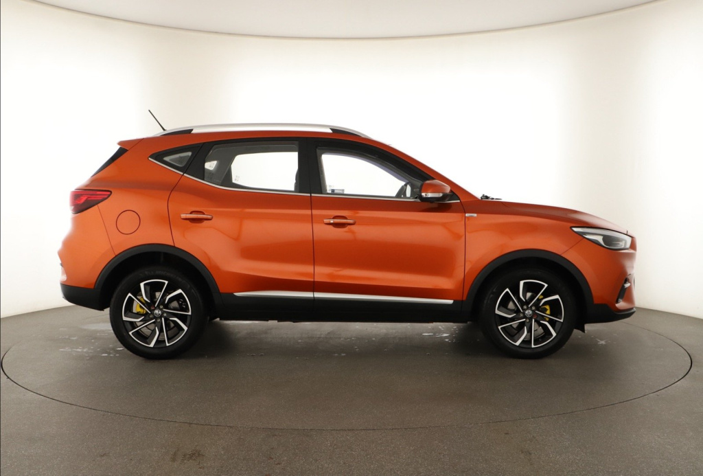 MG ZS SUV
