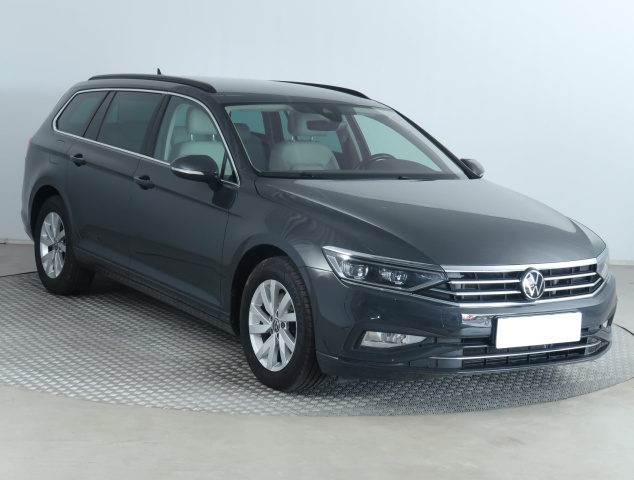 Volkswagen Passat 2021