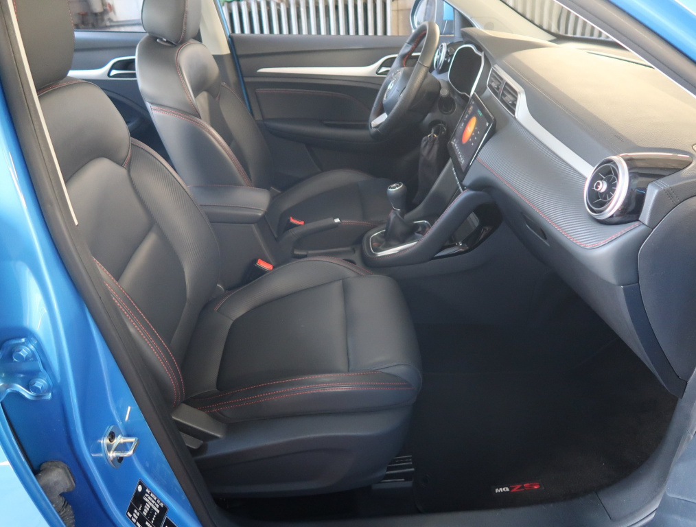 MG ZS SUV
