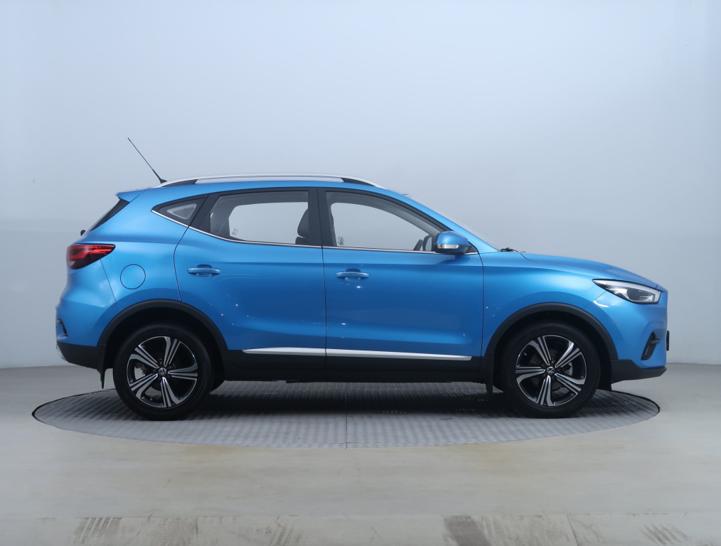 MG ZS SUV