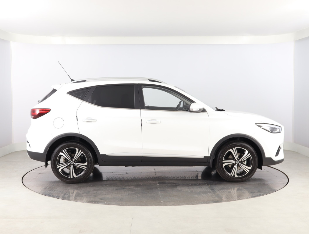 MG ZS SUV