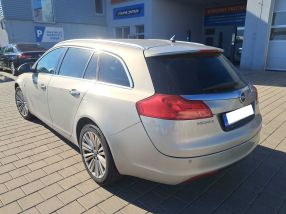 Opel Insignia - 2012