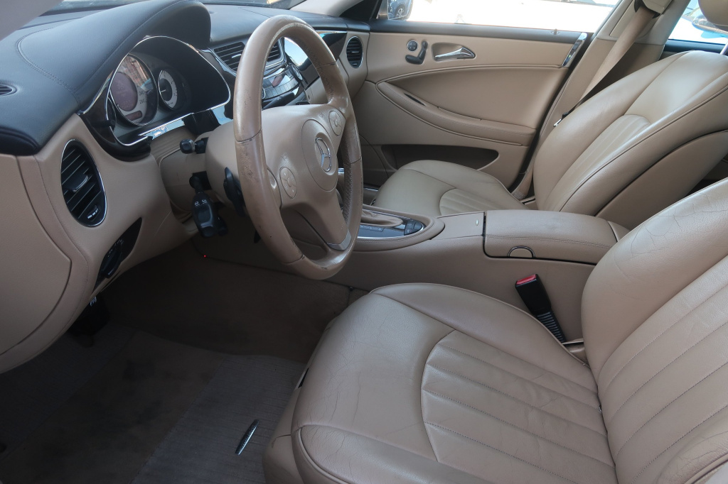 Mercedes-Benz CLS