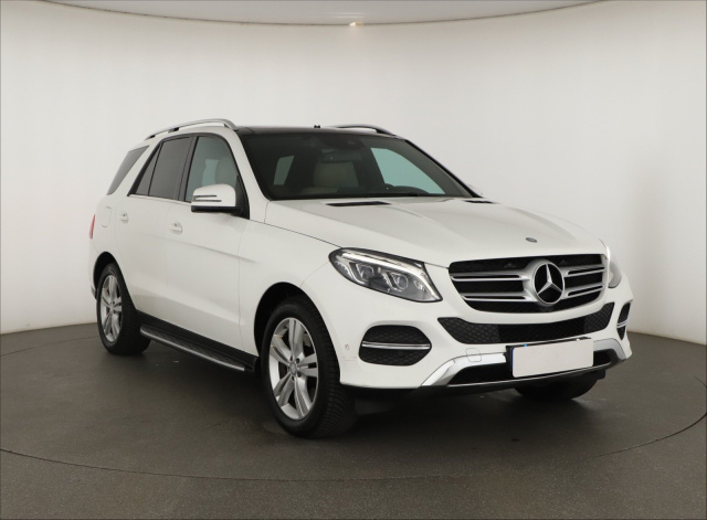 Mercedes-Benz GLE 2016