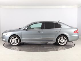 Skoda Superb - 2012