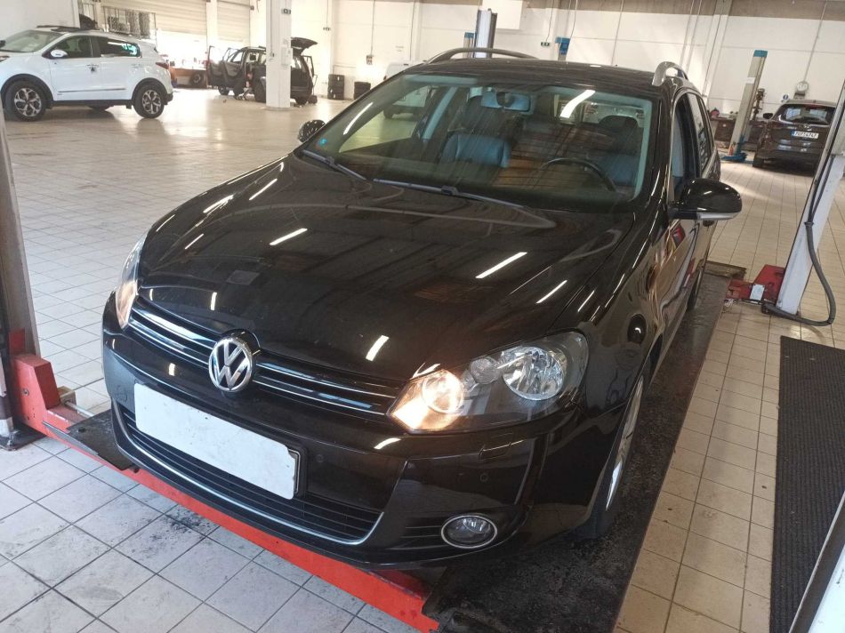 Volkswagen Golf - 2012