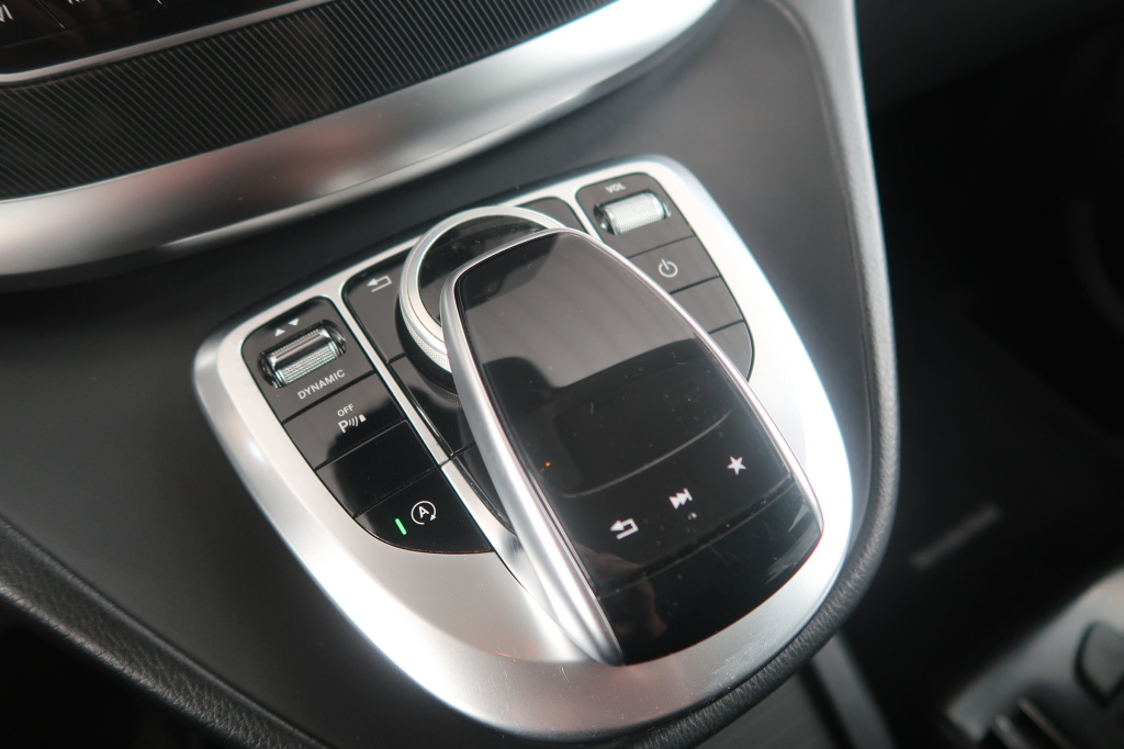 Mercedes-Benz V