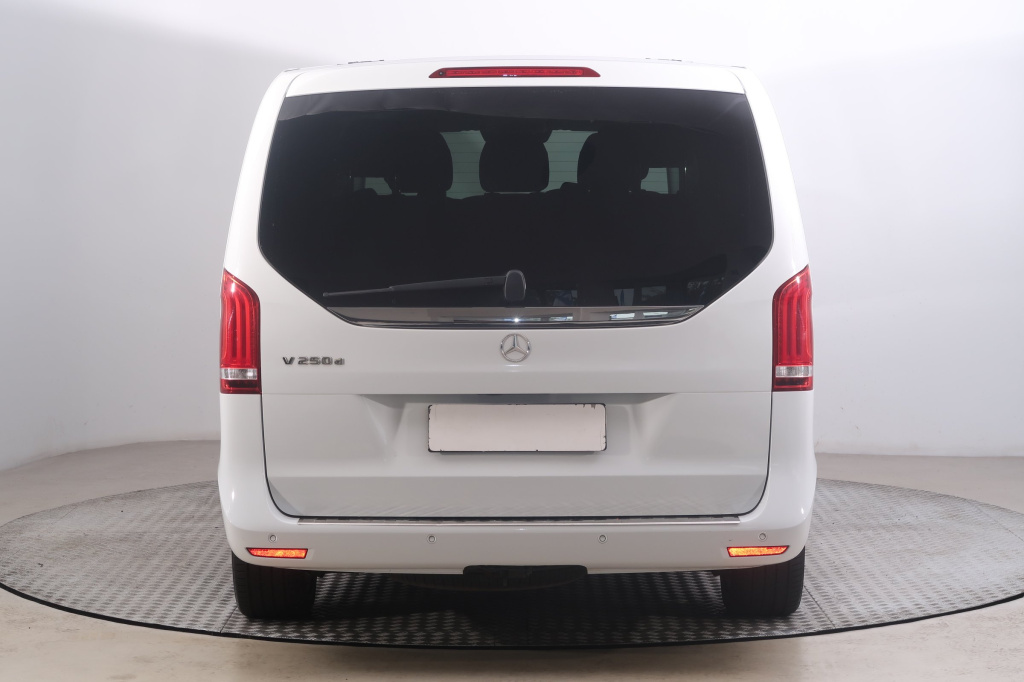 Mercedes-Benz V