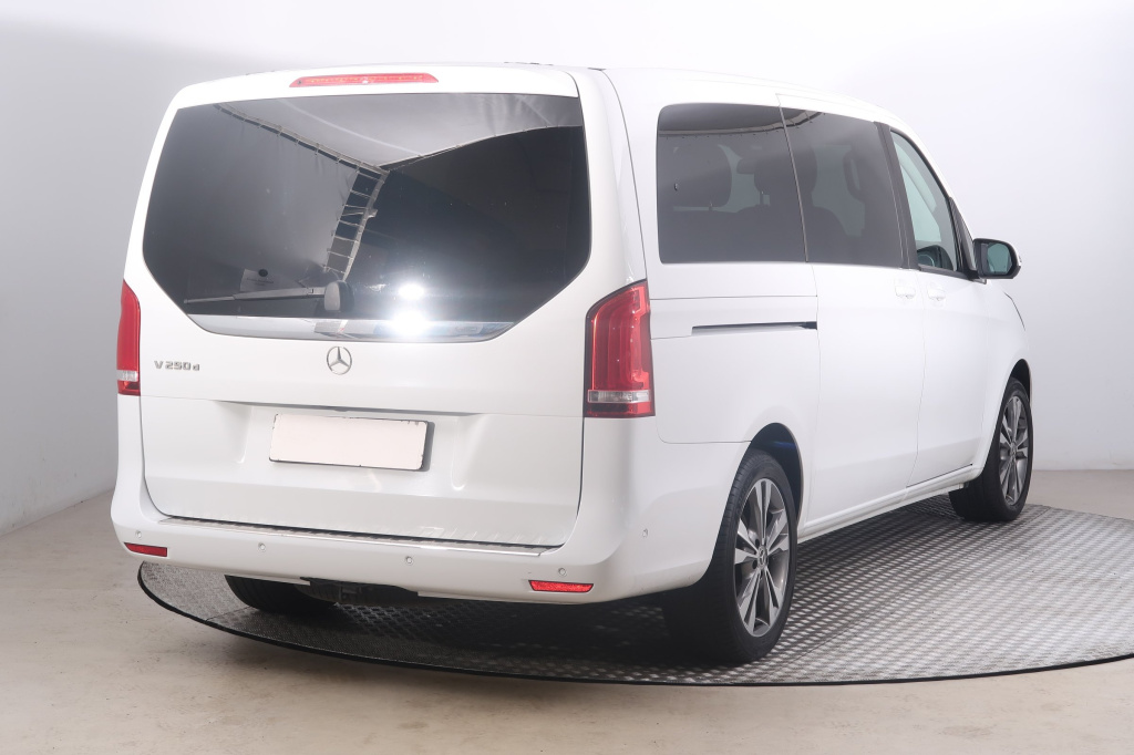 Mercedes-Benz V