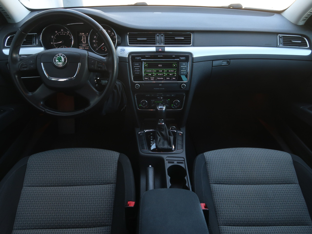 Škoda Superb