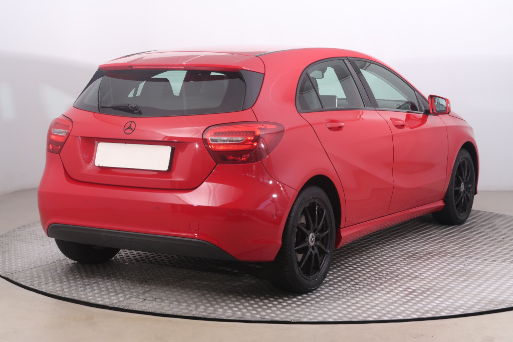 Mercedes-Benz A