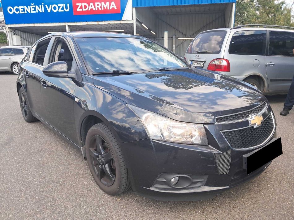 Chevrolet Cruze - 2011