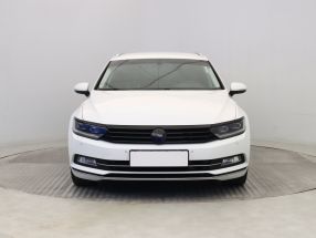 Volkswagen Passat - 2015