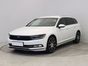 Volkswagen Passat - 2015