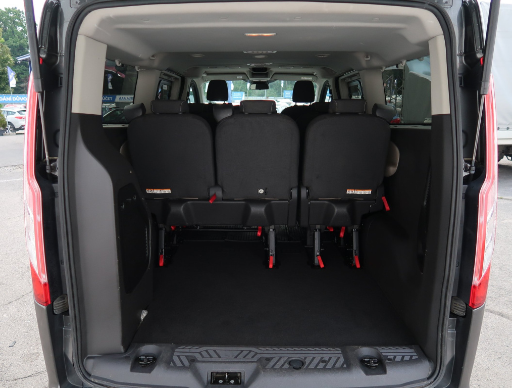 Ford Tourneo Custom