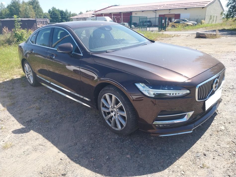 Volvo S90 - 2017