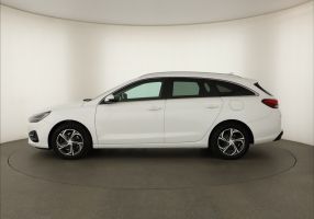 Hyundai i30 - 2022