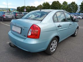 Hyundai Accent - 2009