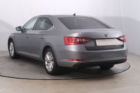 Skoda Superb - 2016