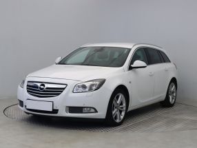 Opel Insignia - 2011