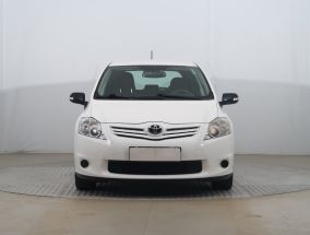 Toyota Auris - 2011