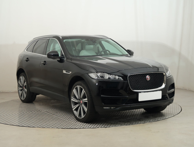 Jaguar F-Pace 2017