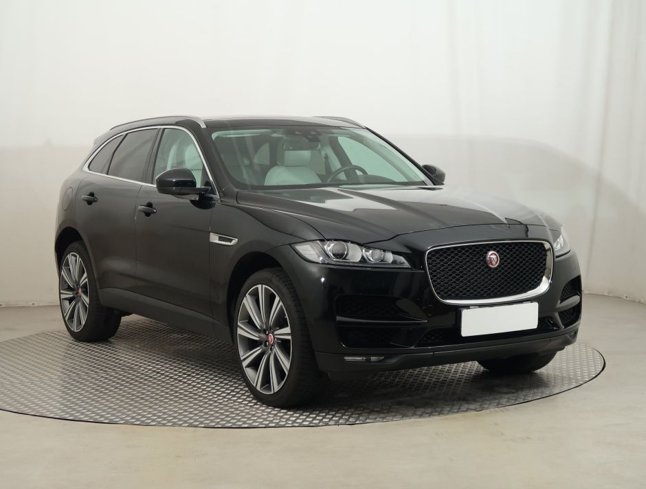 Jaguar F-Pace - 2017