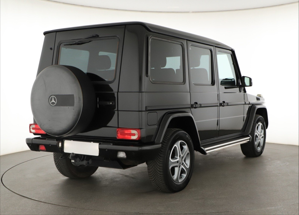 Mercedes-Benz G