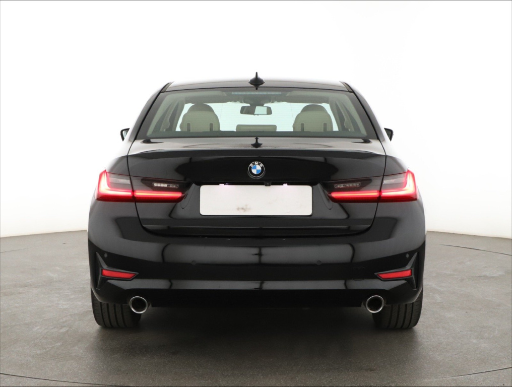 BMW 3