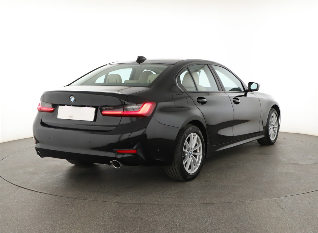 BMW 3